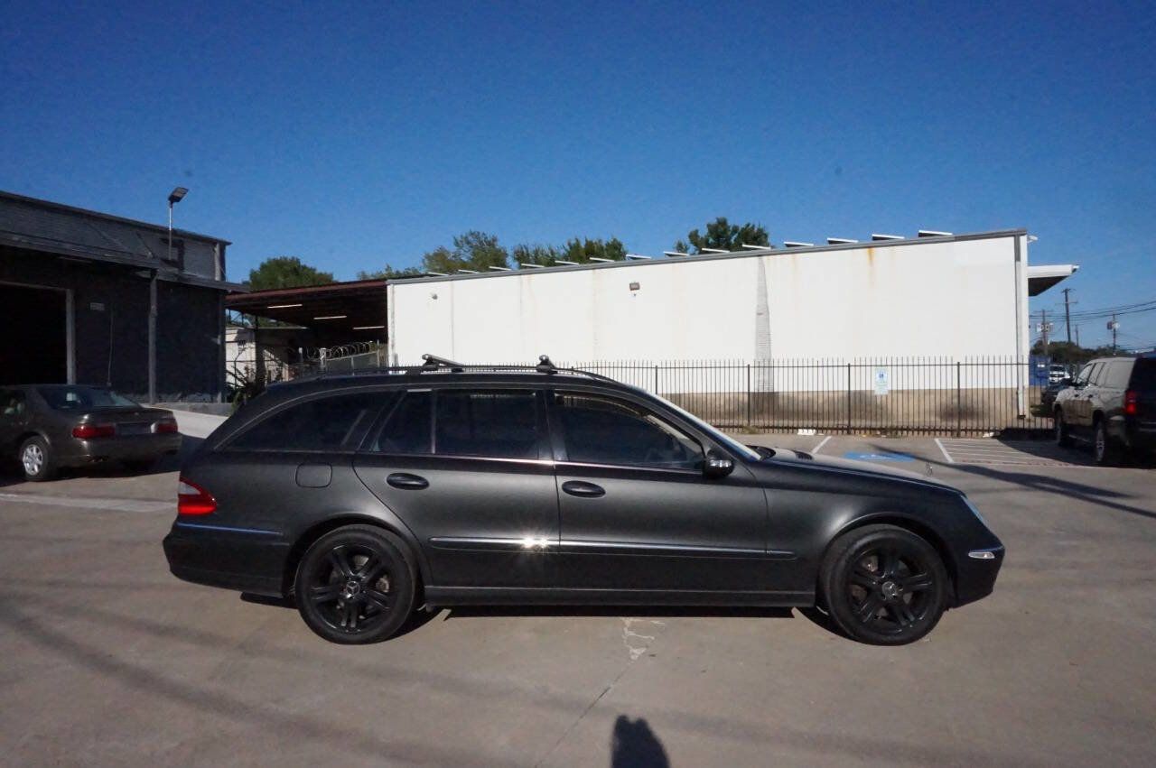 Used 2004 Mercedes-Benz E 500 4MATIC Wagon image 4