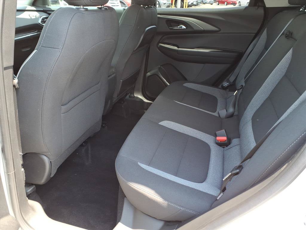Used 2023 Chevrolet TrailBlazer LT AWD/4WD image 5