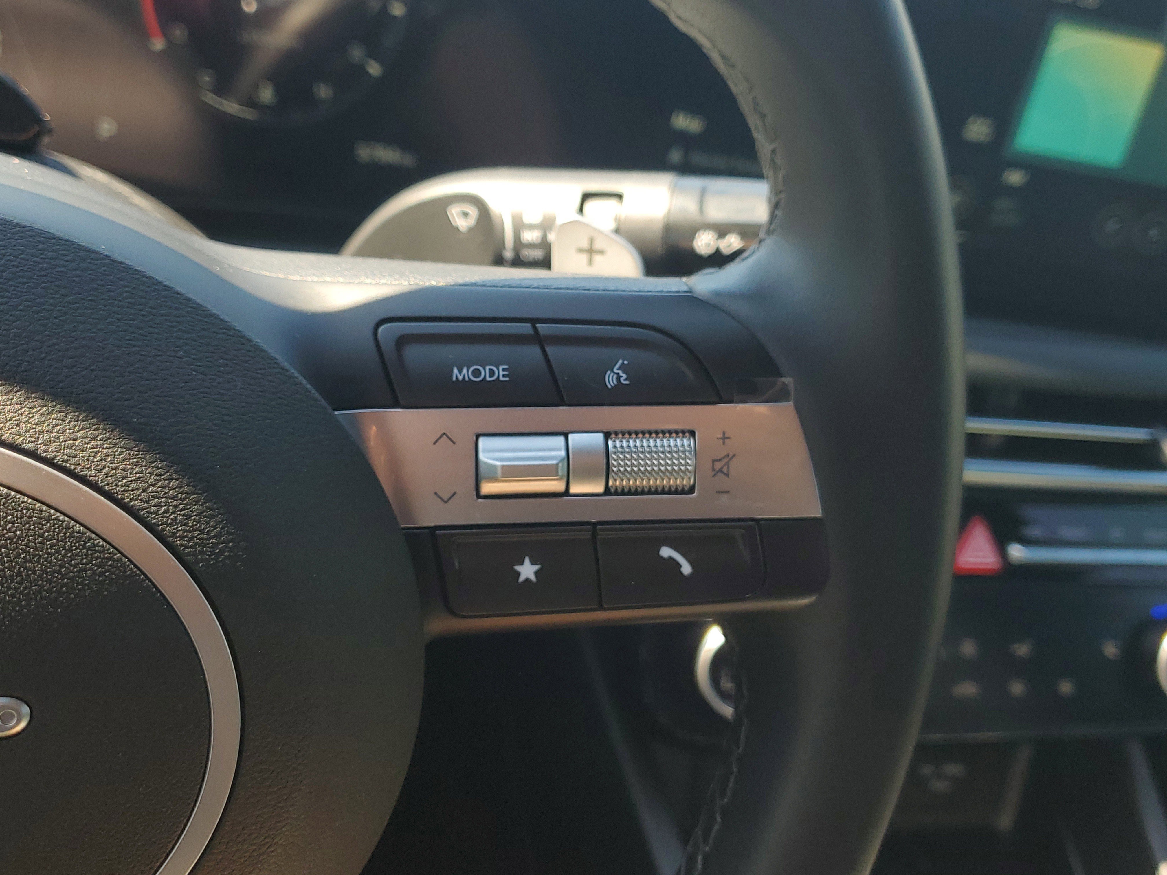 Used 2025 Hyundai Santa Cruz XRT image 25