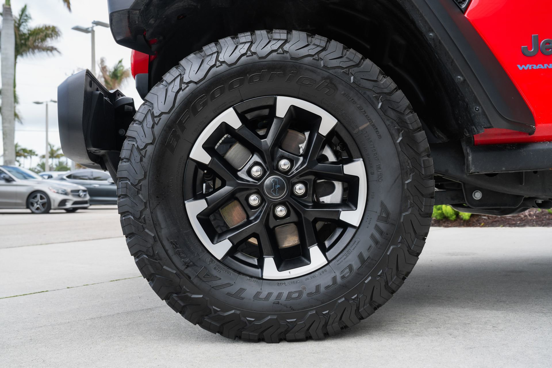 Used 2025 Jeep Wrangler Unlimited Rubicon 4xe w/ Safety Group image 14