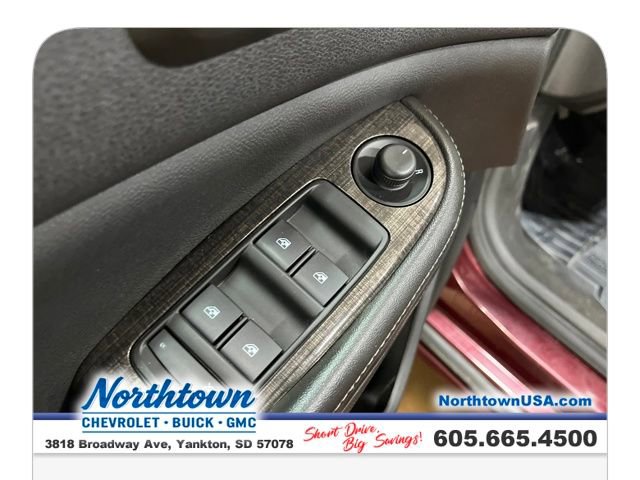 Used 2015 Chevrolet Malibu LT image 11