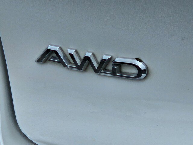 Certified 2023 Toyota Crown AWD/4WD image 31