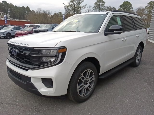 New 2025 Ford Expedition Active AWD/4WD image 7