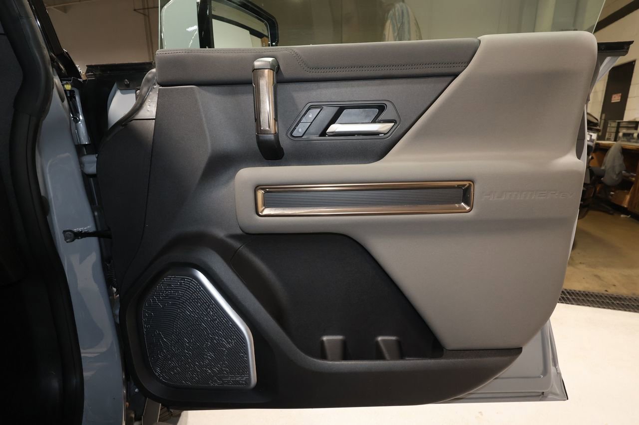 Certified 2025 GMC Hummer EV 2X image 19
