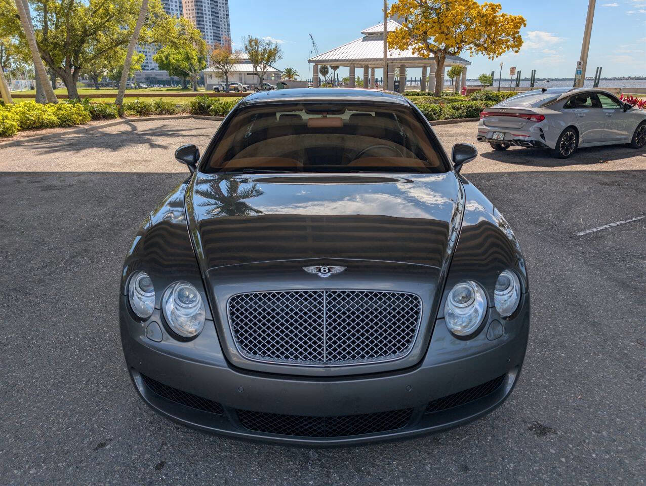 Used 2008 Bentley Flying Spur Flying Spur image 3