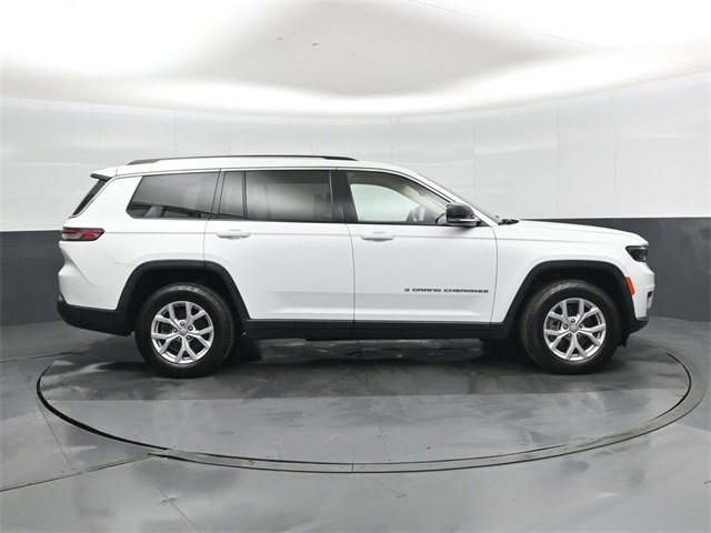 Used 2022 Jeep Grand Cherokee L Limited image 2