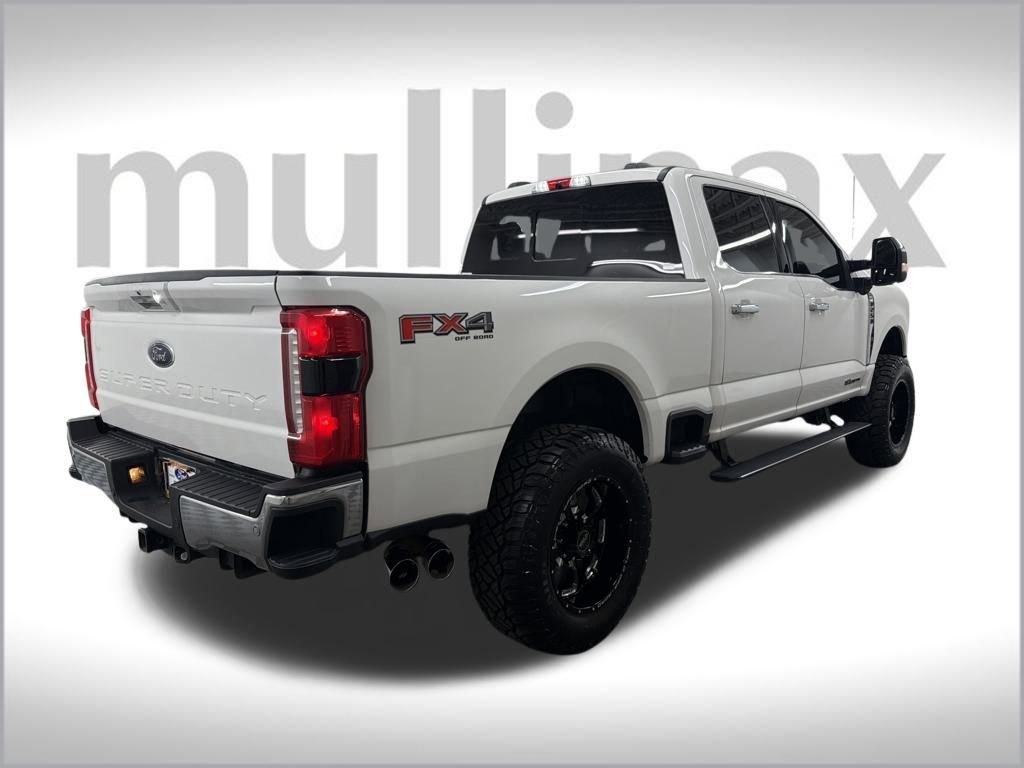Used 2023 Ford F250 Lariat w/ Lariat Ultimate Package image 3