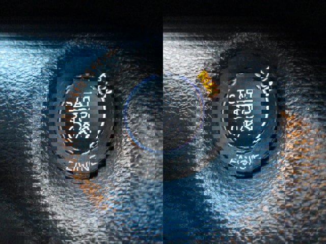 Used 2014 Jeep Cherokee Limited w/ Luxury Group image 25