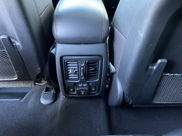 Used 2024 Dodge Durango GT image 27