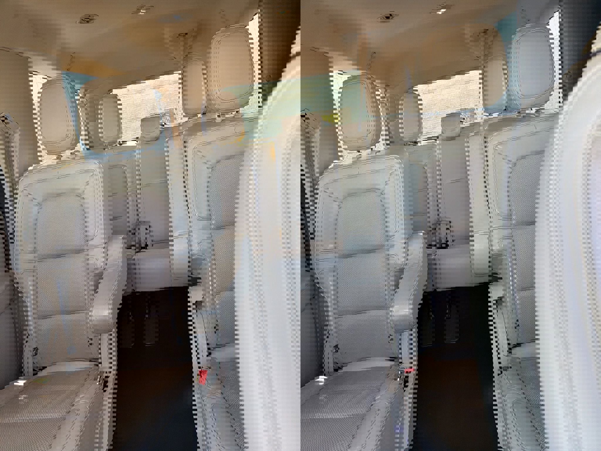 Used 2018 Lincoln Navigator L Reserve w/ Technology Package image 12