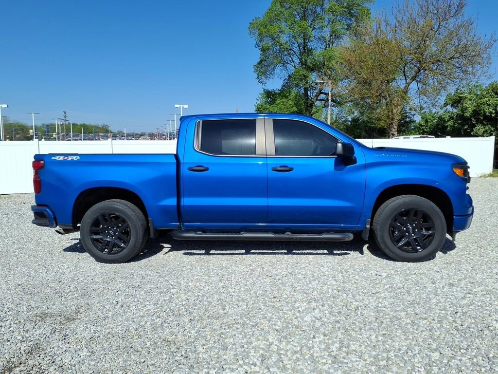 Used 2024 Chevrolet Silverado 1500 Custom AWD/4WD image 10