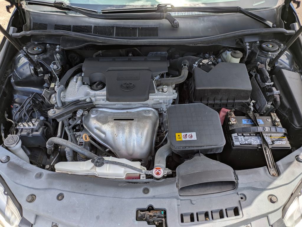 Used 2017 Toyota Camry SE image 8