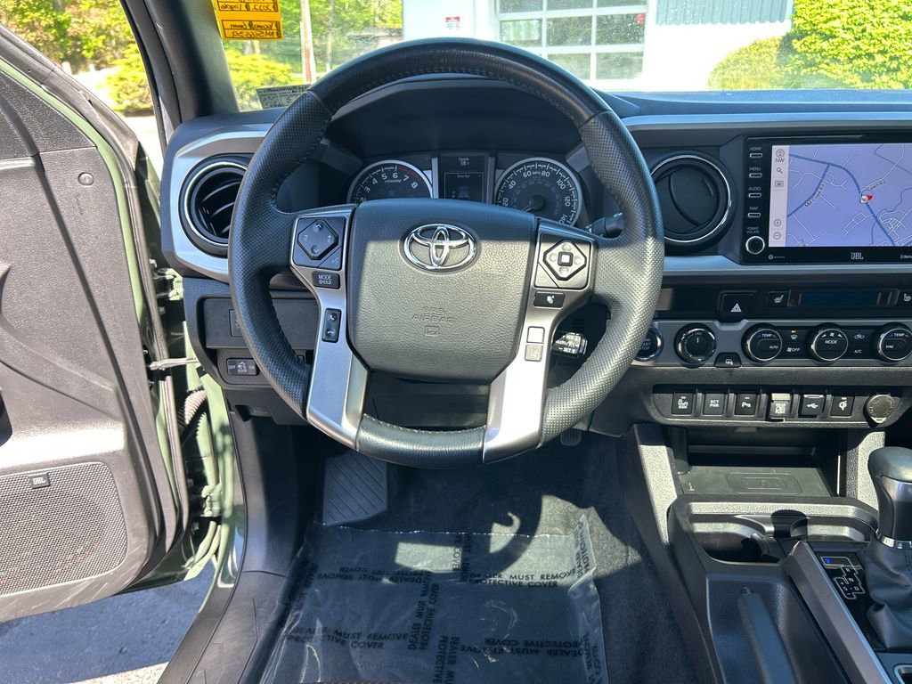 Certified 2022 Toyota Tacoma Limited AWD/4WD image 22