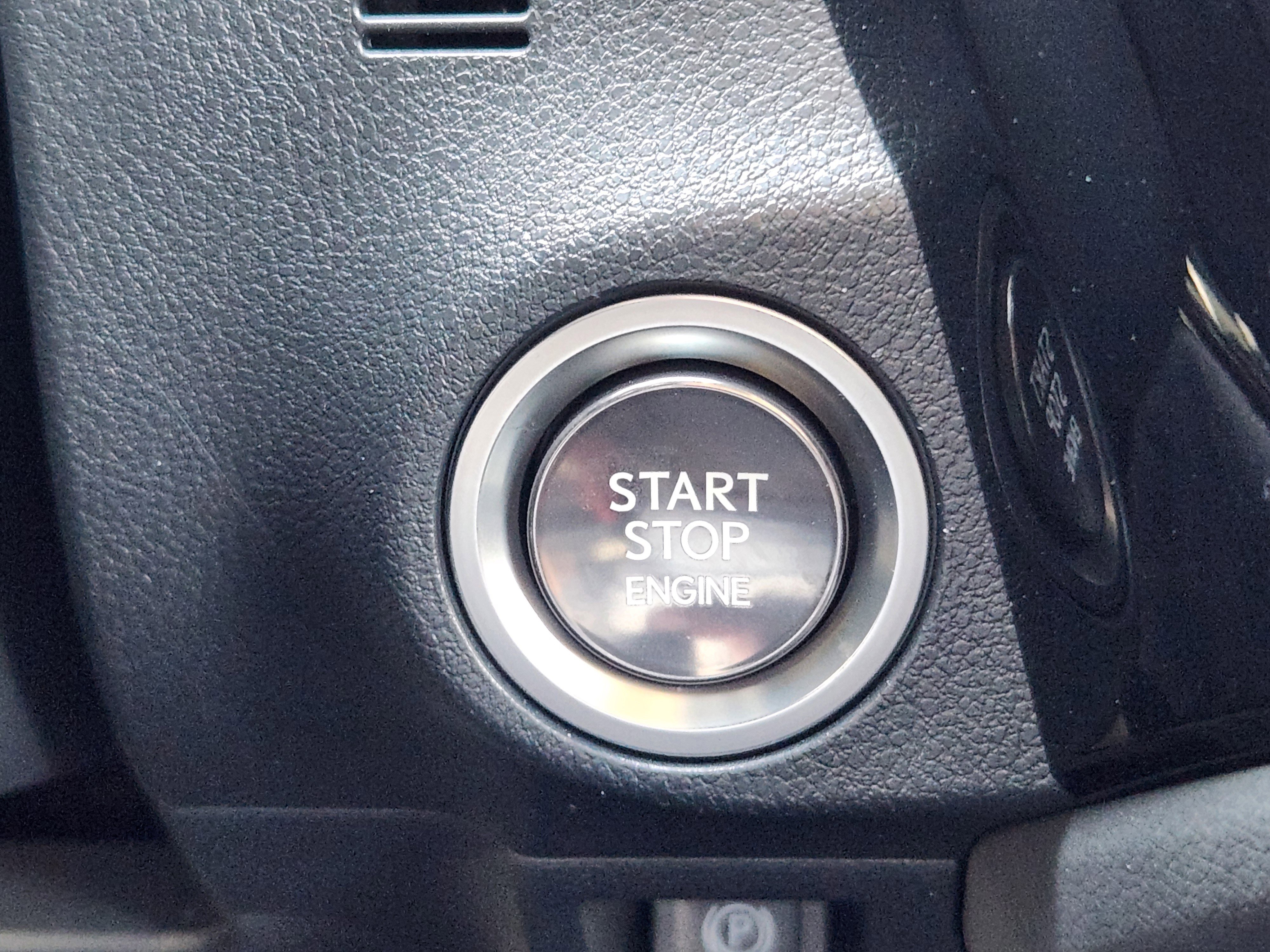 Used 2024 Lexus ES 350 Ultra Luxury w/ Accessory Package (Z2) image 35