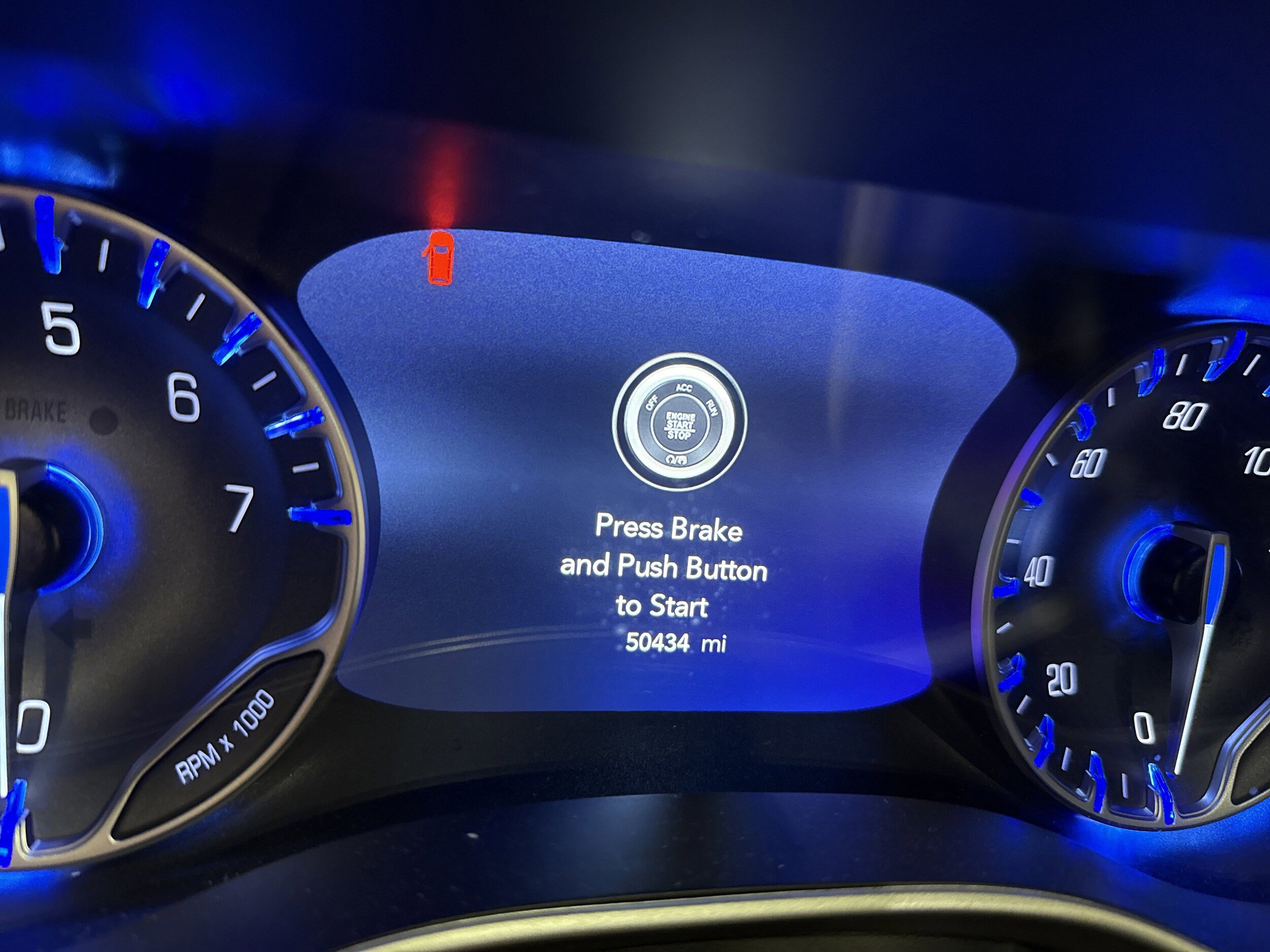 Used 2024 Chrysler Pacifica Touring-L FWD image 5