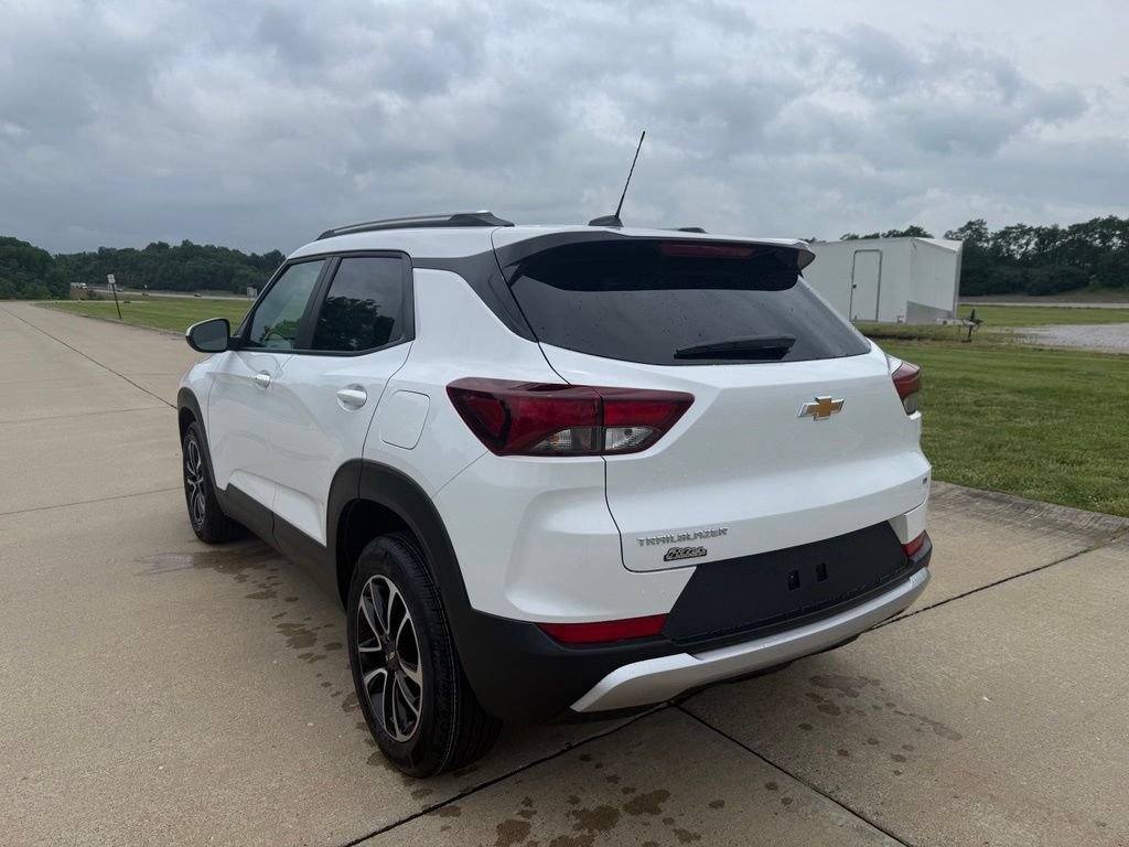 New 2026 Chevrolet TrailBlazer LT FWD image 7