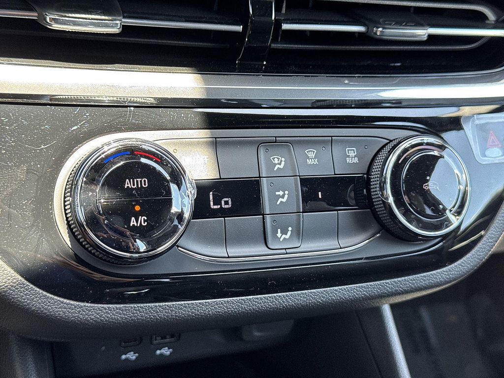 New 2026 Buick Envista Sport Touring w/ Convenience II Package FWD image 16