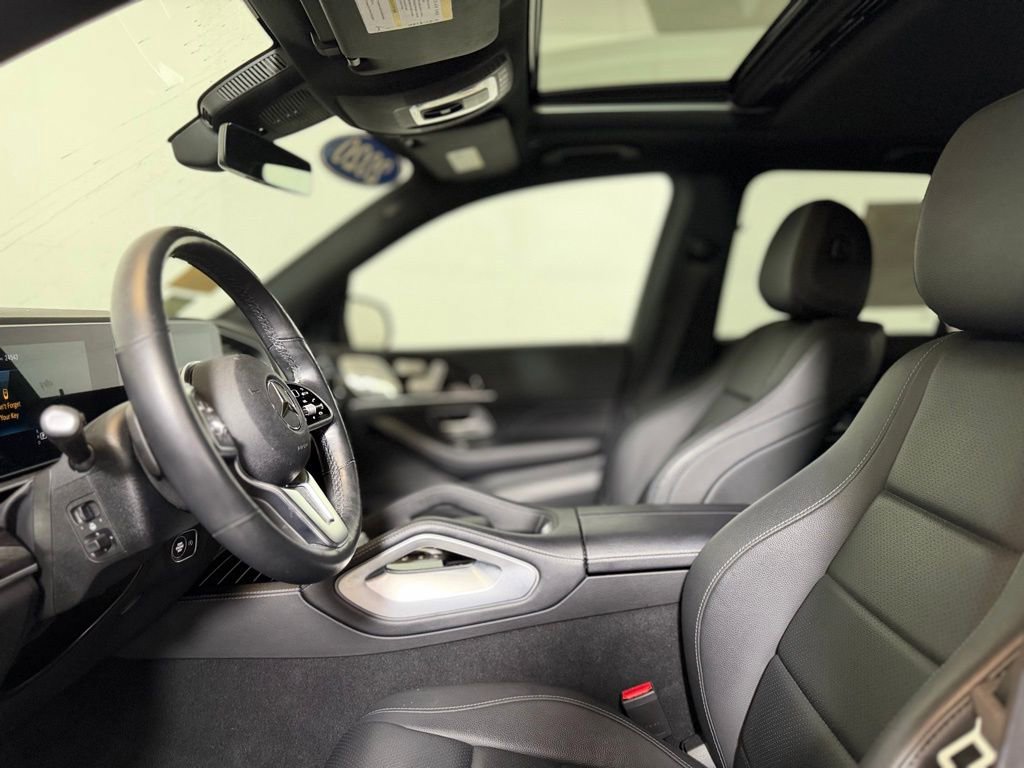 Used 2022 Mercedes-Benz GLE 350 4MATIC w/ Premium Package image 17