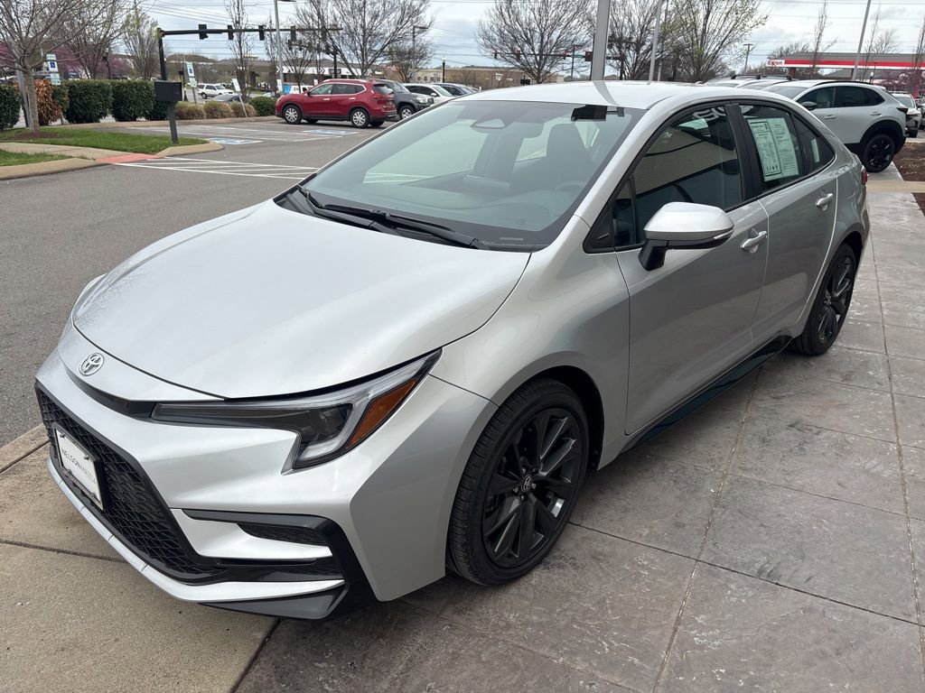 Used 2026 Toyota Corolla SE image 7