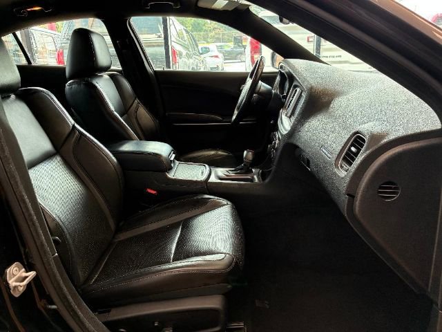 Used 2021 Dodge Charger SXT w/ Leather Interior Group image 24