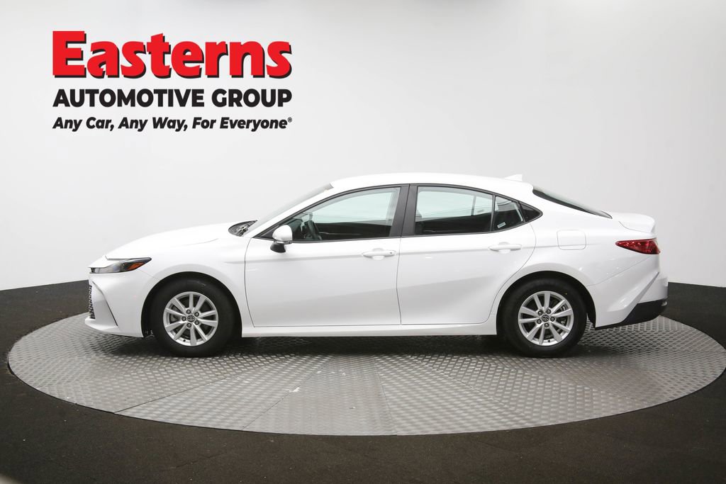 Used 2025 Toyota Camry LE FWD image 59