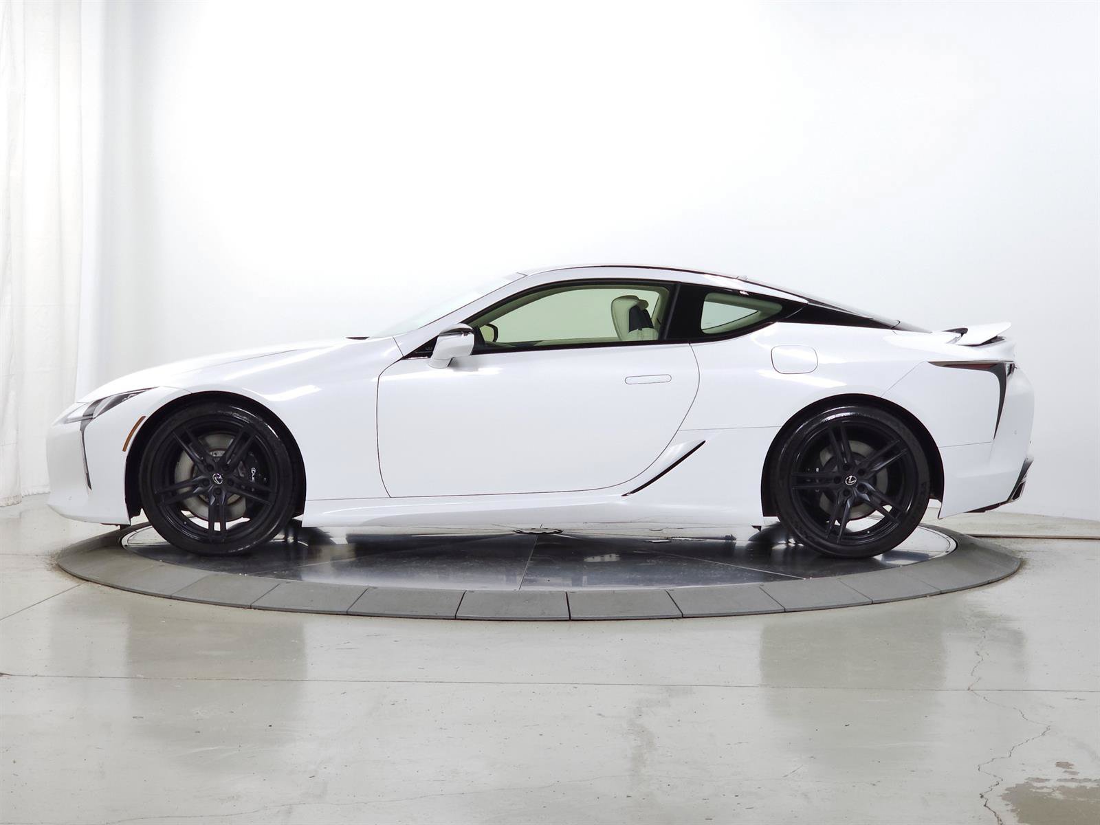 Used 2024 Lexus LC 500 Coupe w/ Bespoke Build Package RWD image 4
