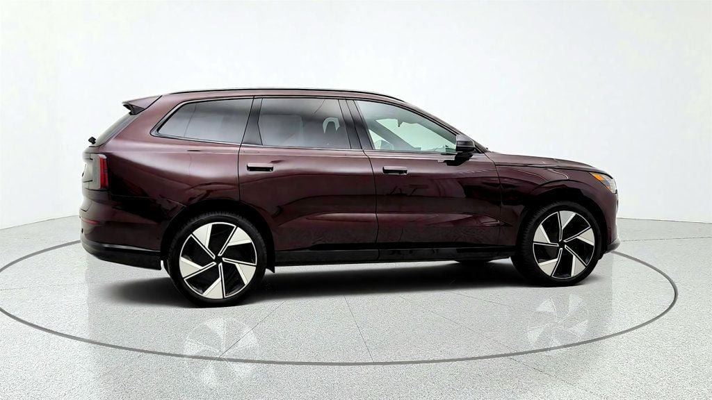Used 2025 Volvo EX90 Ultra AWD/4WD image 4
