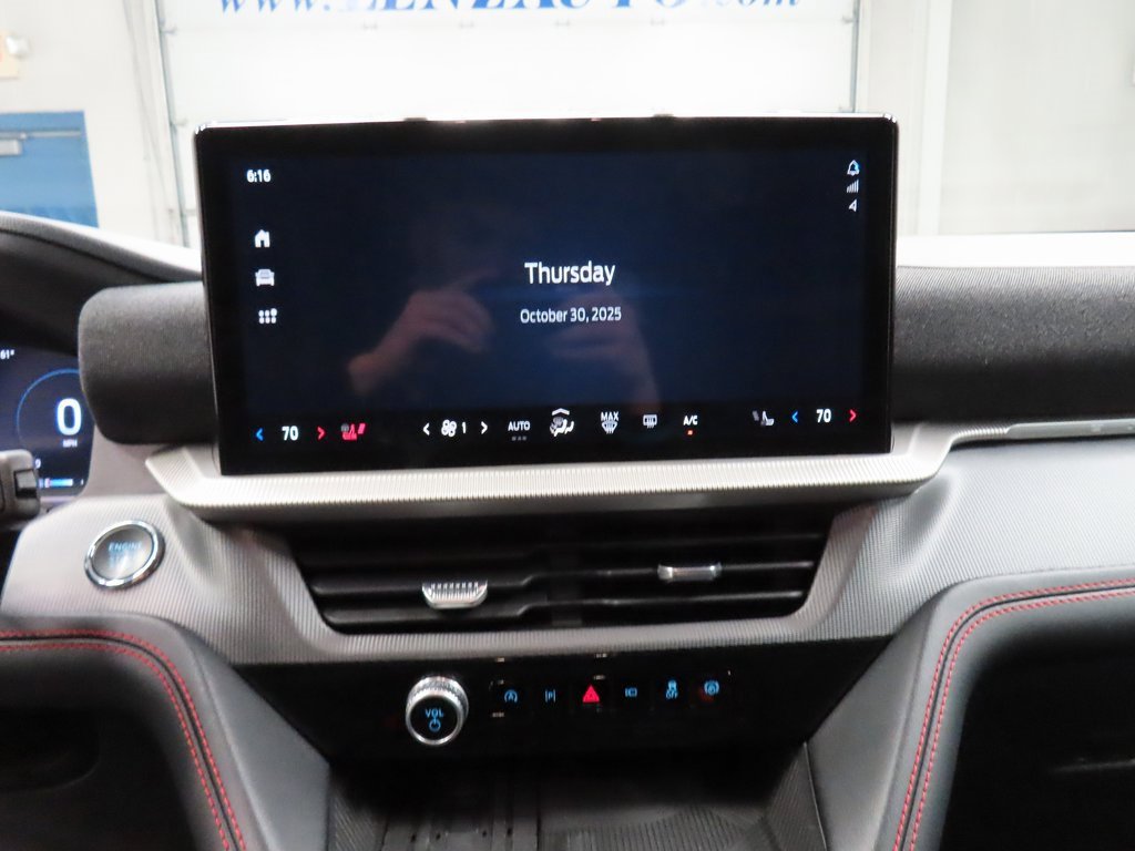 Used 2025 Ford Explorer ST image 13