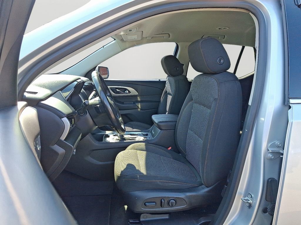 Used 2018 Chevrolet Traverse LT AWD/4WD image 15