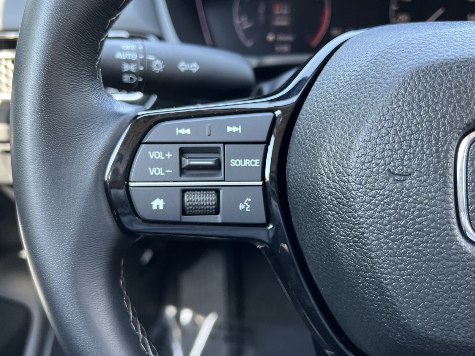 Used 2024 Honda Civic EX image 46