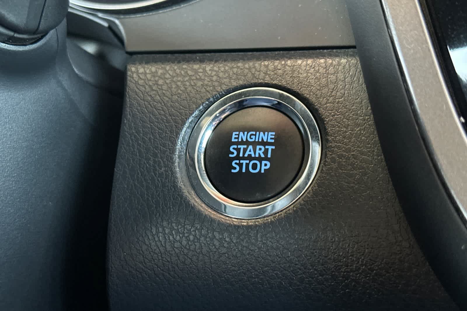Used 2023 Toyota Camry SE w/ Audio Upgrade Package FWD image 23