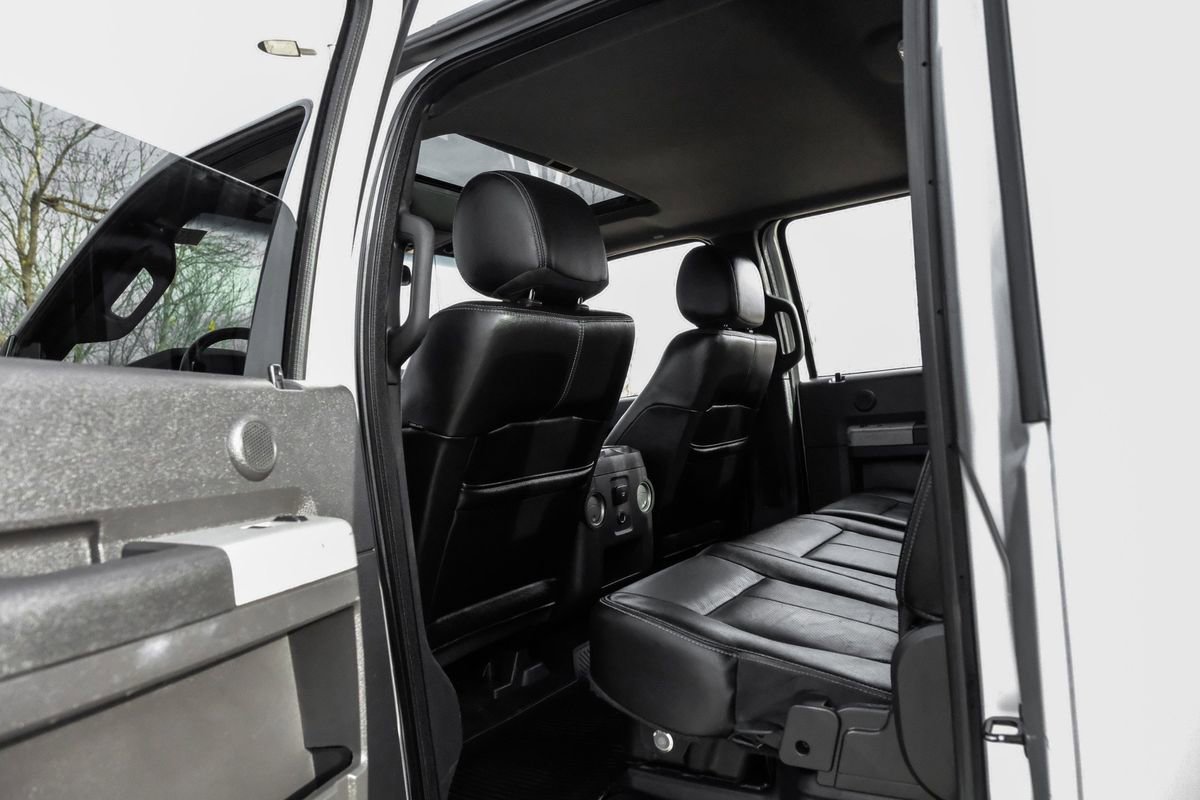 Used 2015 Ford F450 Lariat w/ Lariat Ultimate Package AWD/4WD image 36