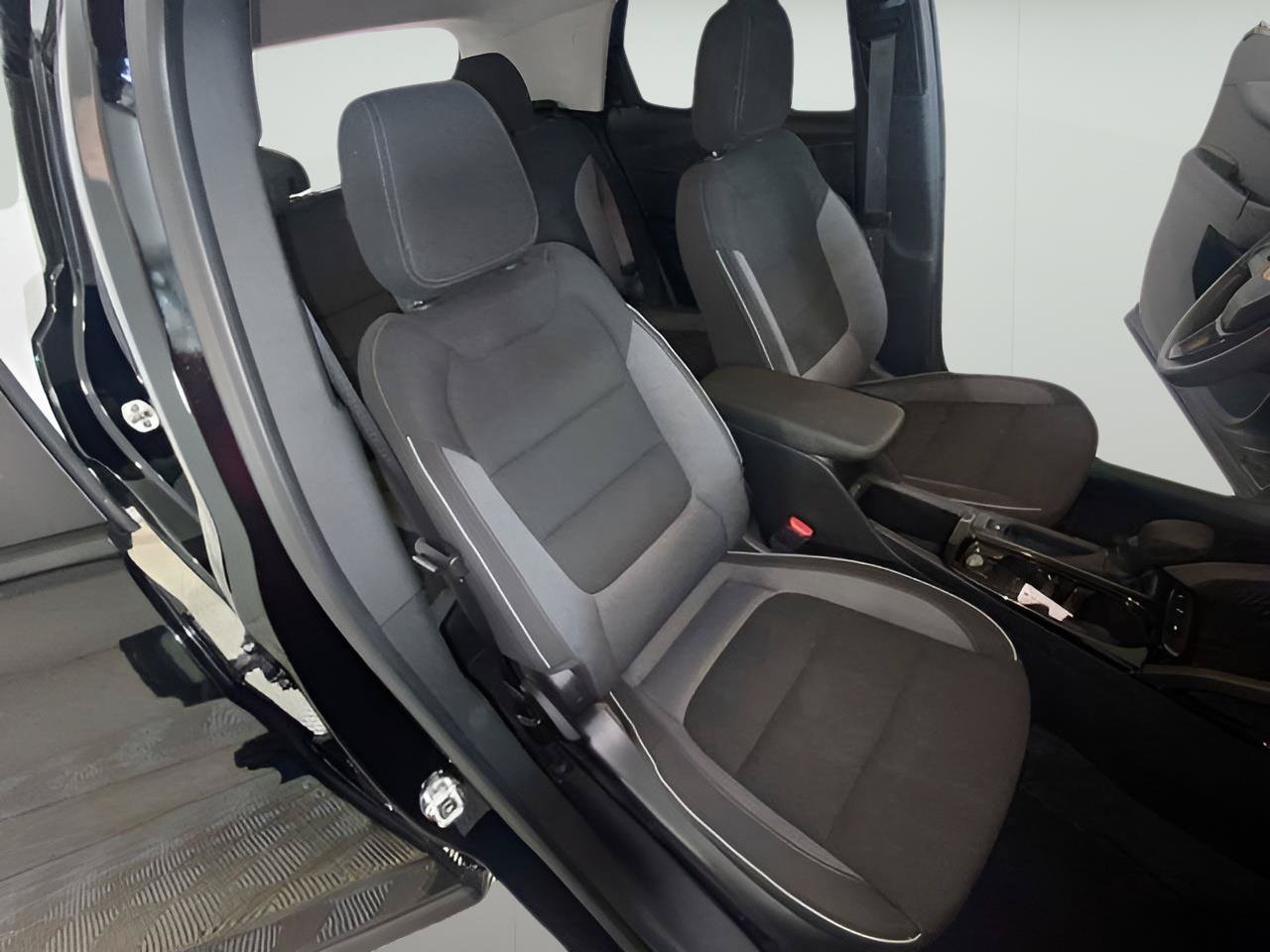 Certified 2024 Chevrolet TrailBlazer LT FWD image 15