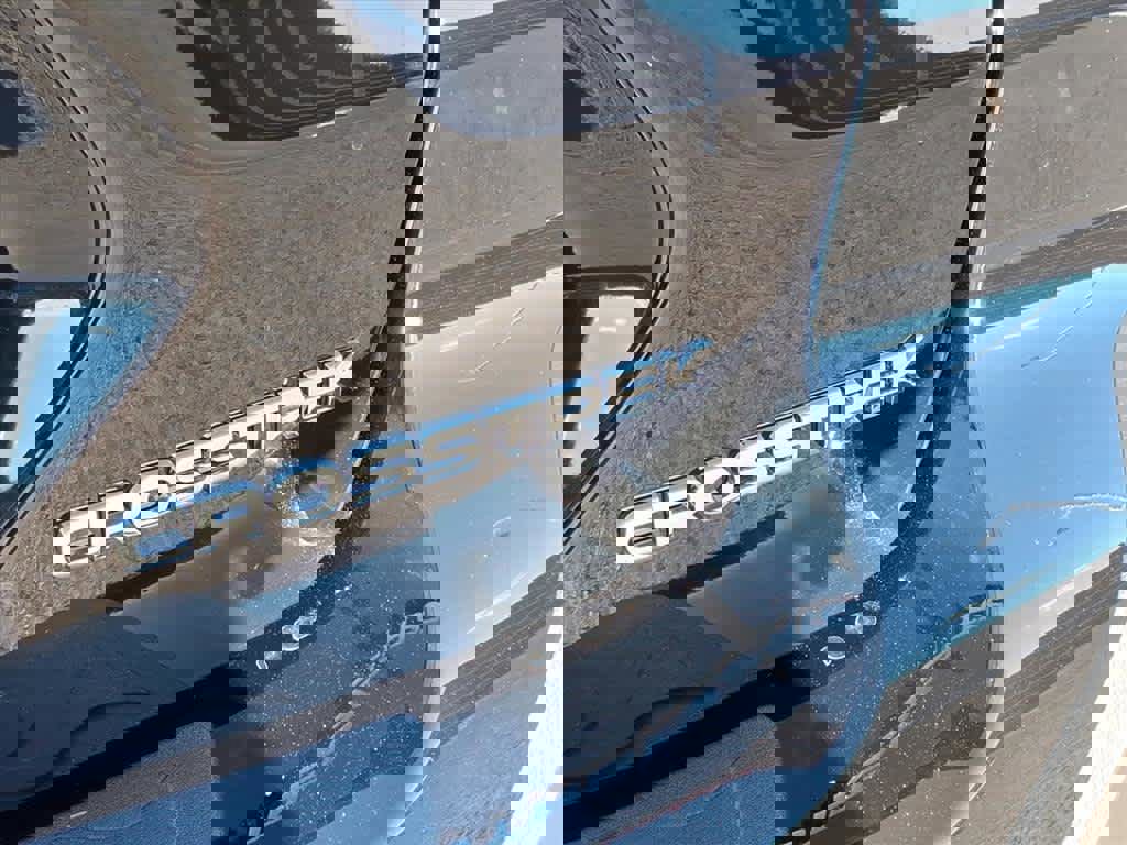 Certified 2025 Subaru Crosstrek 2.0i Premium image 14