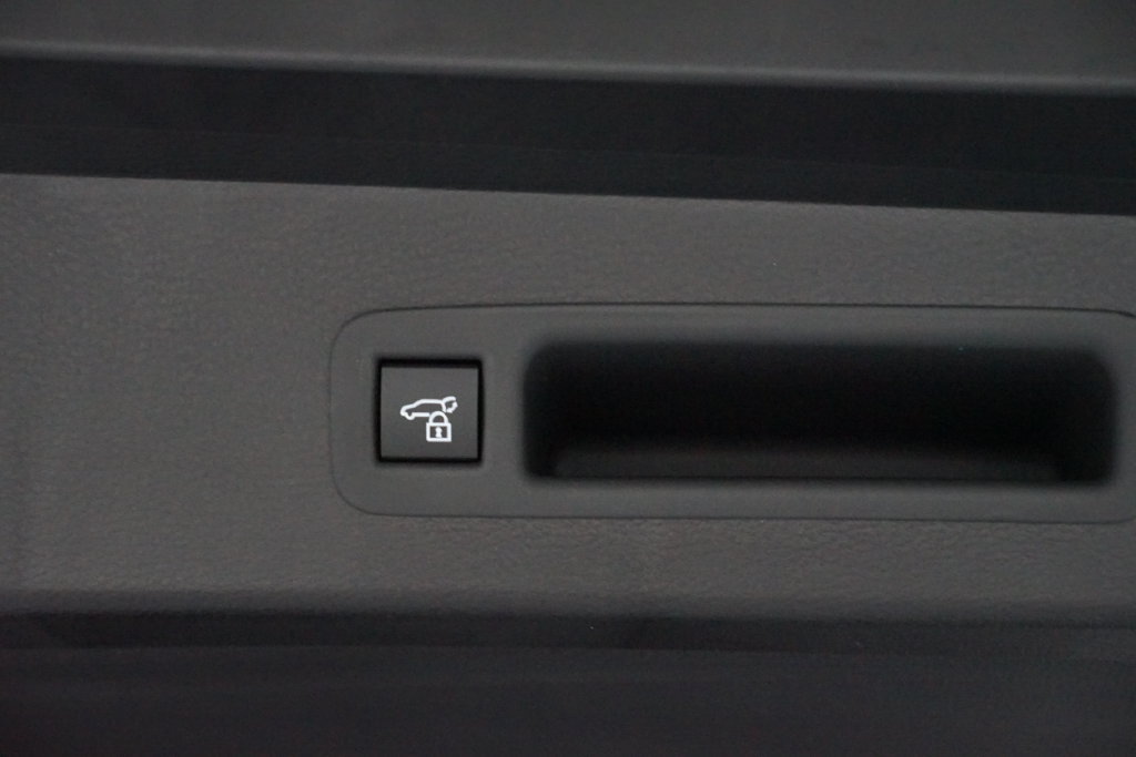 New 2026 Toyota Sienna XLE FWD image 36