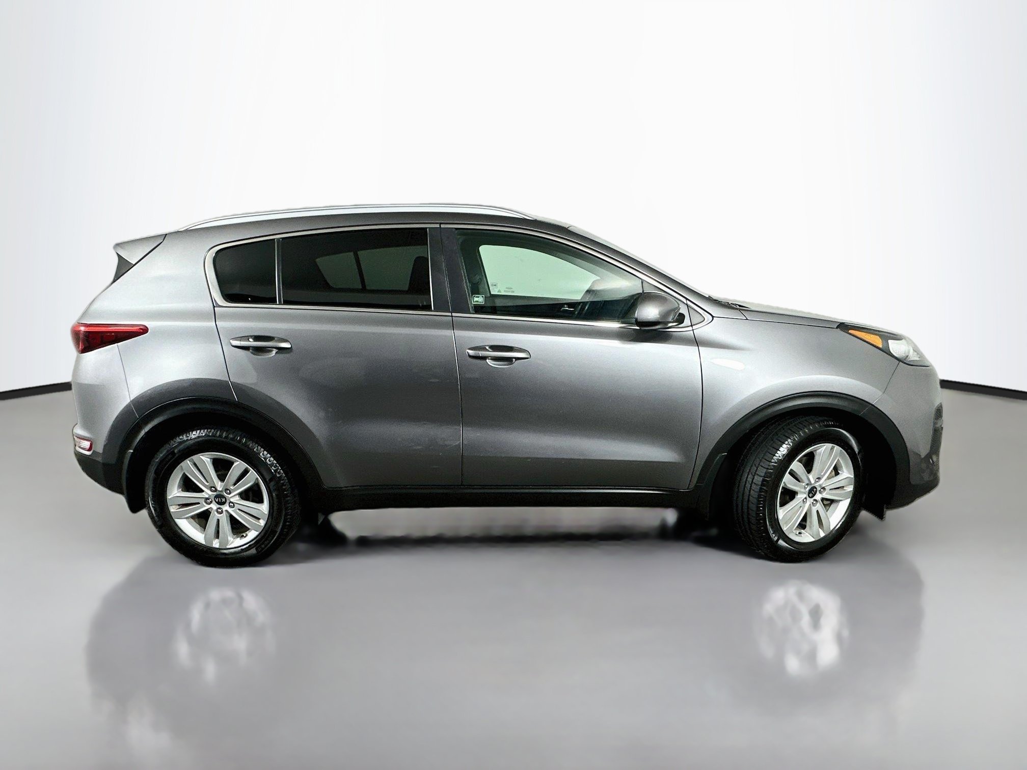 Used 2017 Kia Sportage LX w/ LX Popular Package FWD image 8