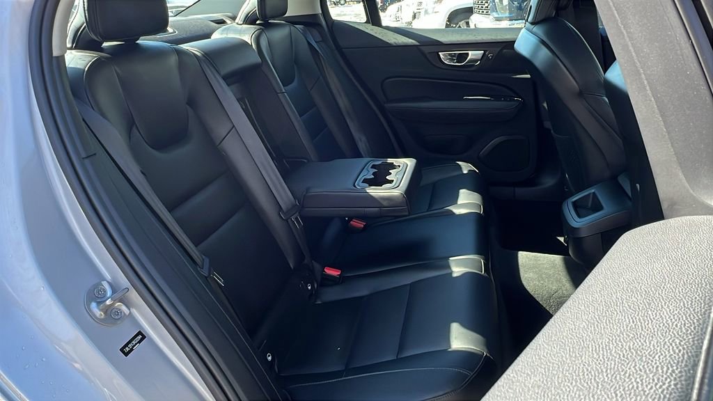 Used 2024 Volvo S60 B5 Core image 14