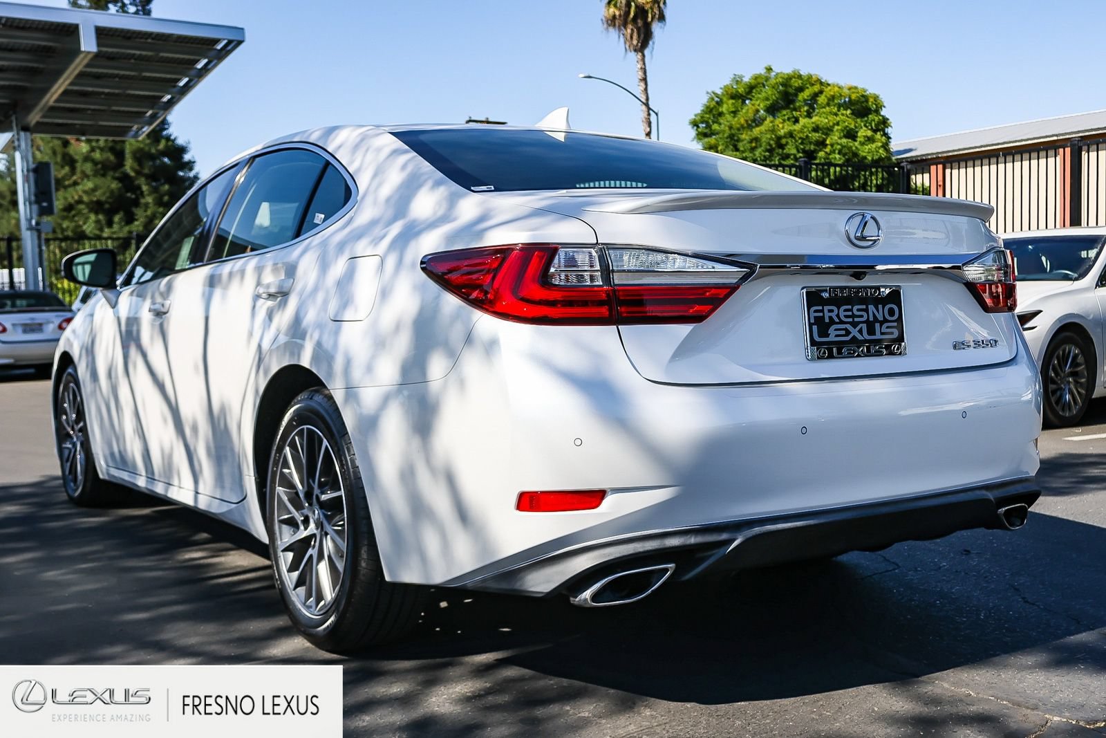 Used 2016 Lexus ES 350 w/ Navigation System Package FWD image 4