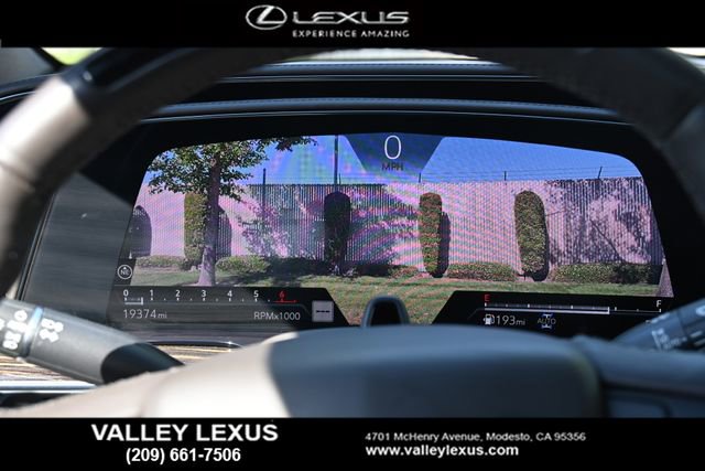 Used 2021 Cadillac Escalade Premium Luxury w/ Driver Assist Tech Package AWD/4WD image 8