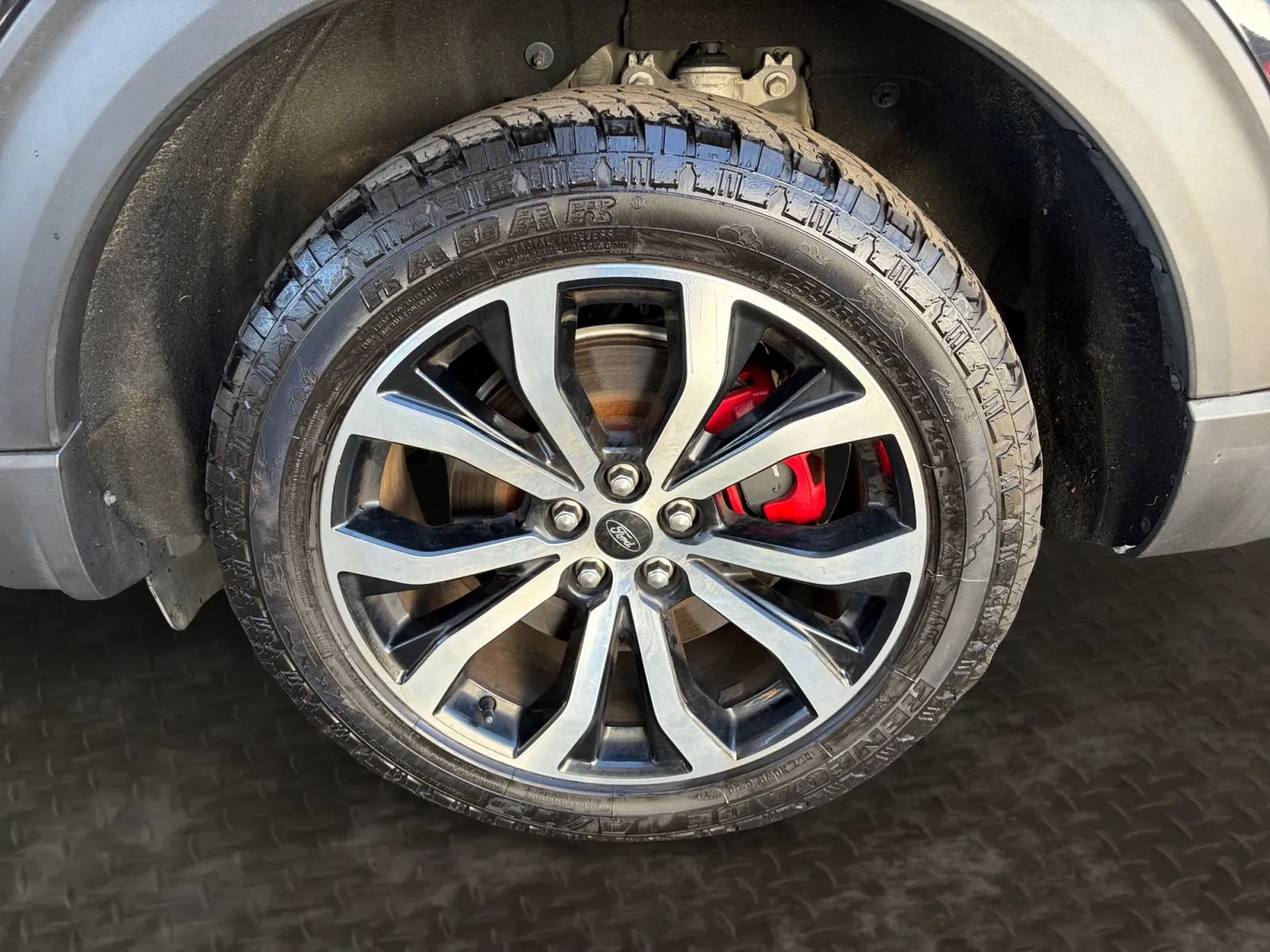Used 2020 Ford Explorer ST w/ ST Street Pack AWD/4WD image 39
