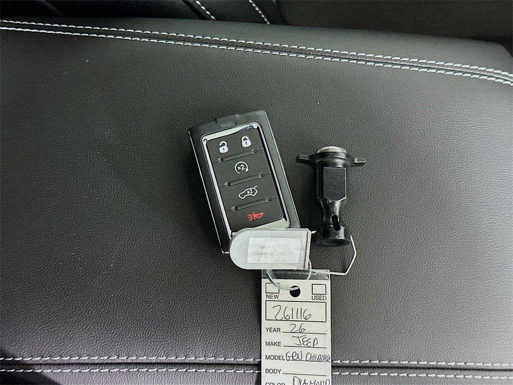 New 2026 Jeep Grand Cherokee Altitude image 20