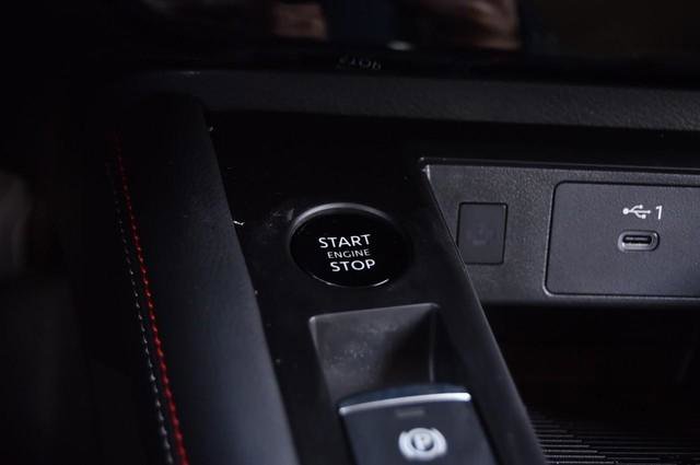 New 2025 Nissan Kicks SR image 20