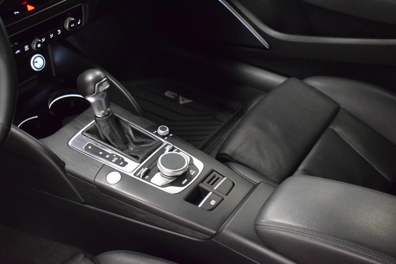 Used 2018 Audi A3 e-tron Premium Plus w/ Technology Package image 45