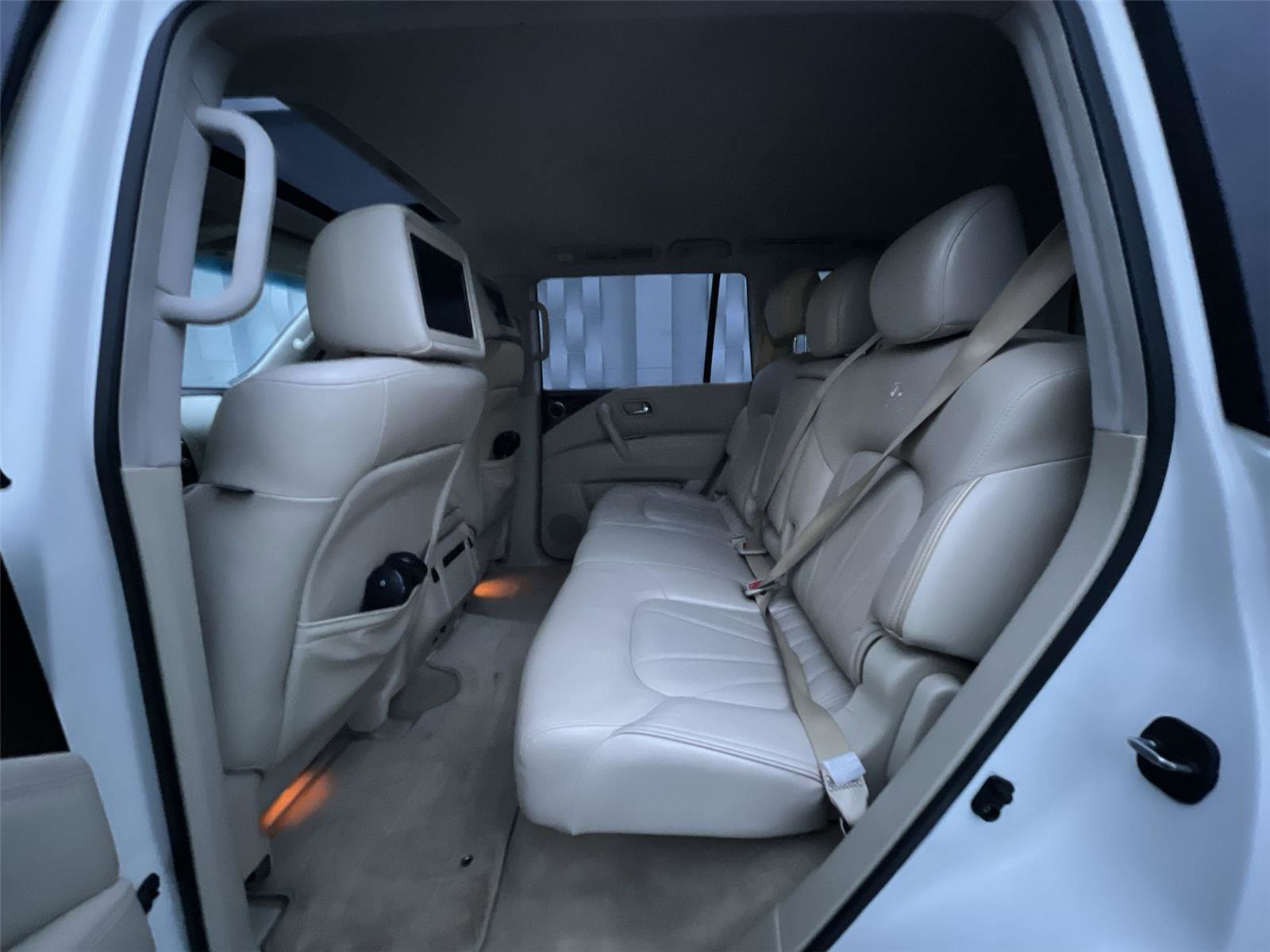 Used 2012 INFINITI QX56 4WD image 25