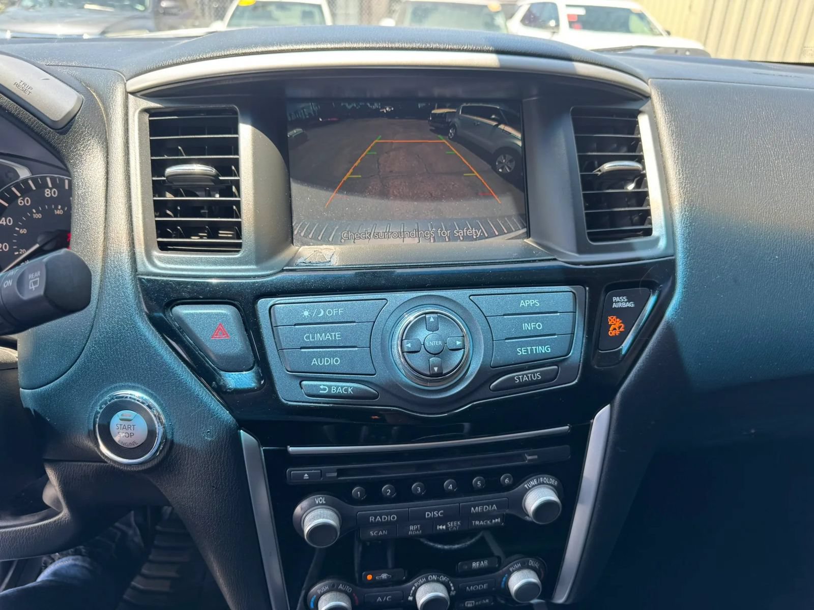 Used 2017 Nissan Pathfinder S FWD image 19