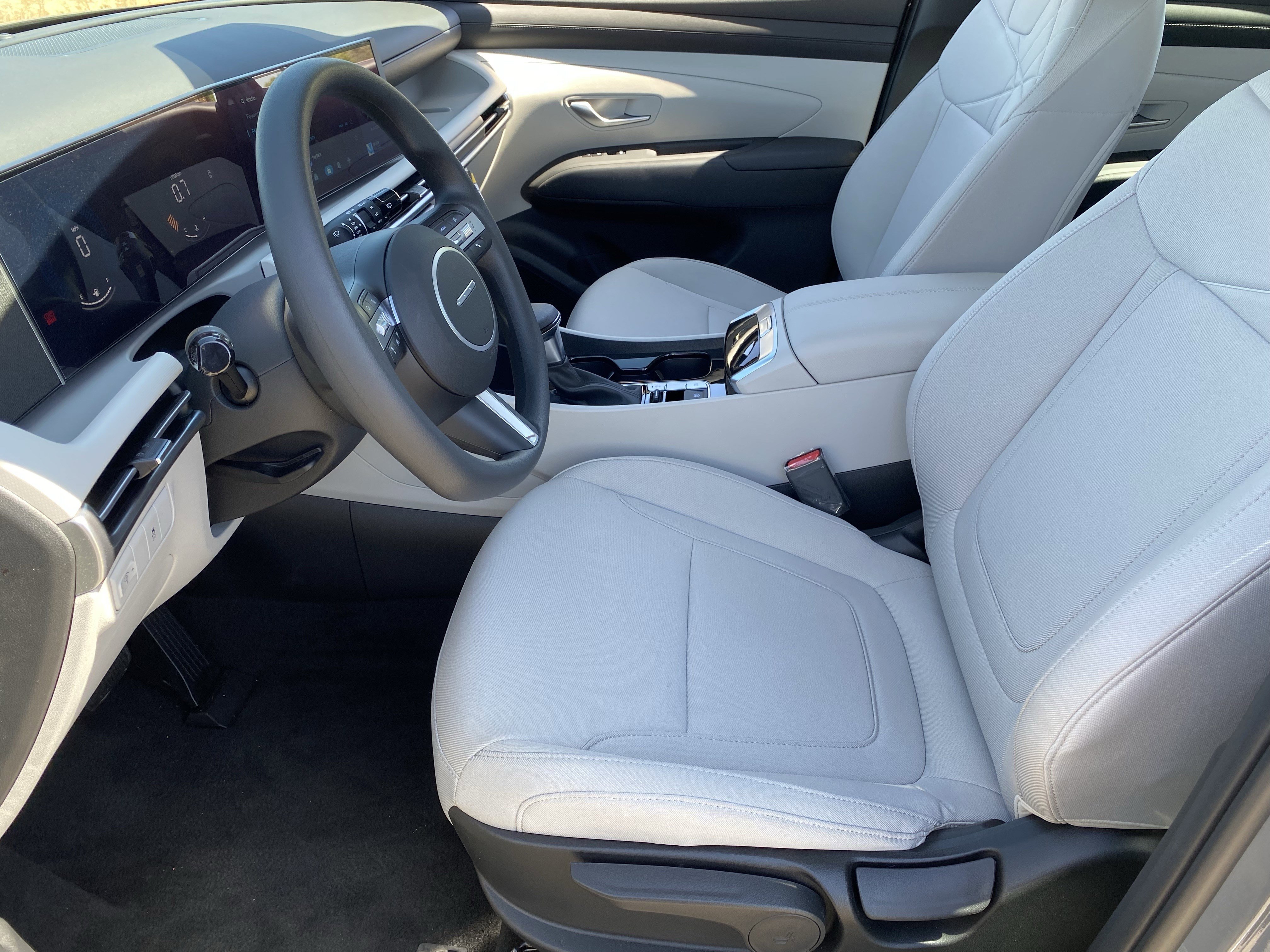 Certified 2026 Hyundai Tucson SE image 16