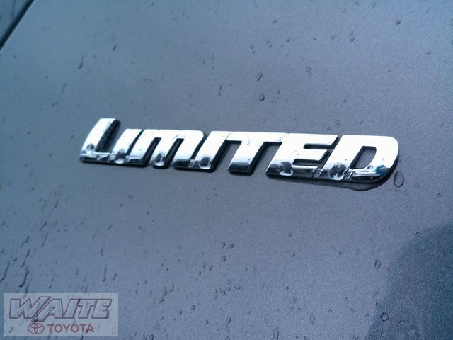 Used 2022 Toyota 4Runner Limited image 8
