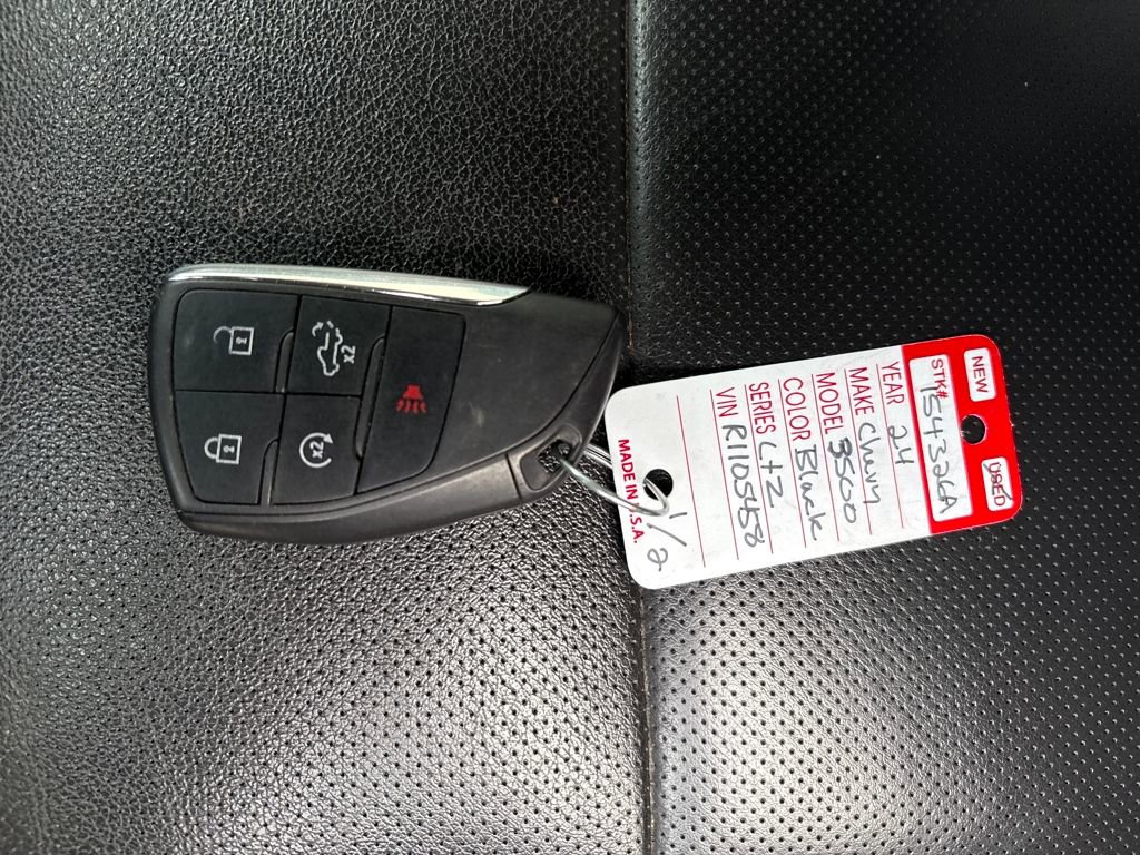 Used 2024 Chevrolet Silverado 3500 LTZ w/ LTZ Convenience Package image 33