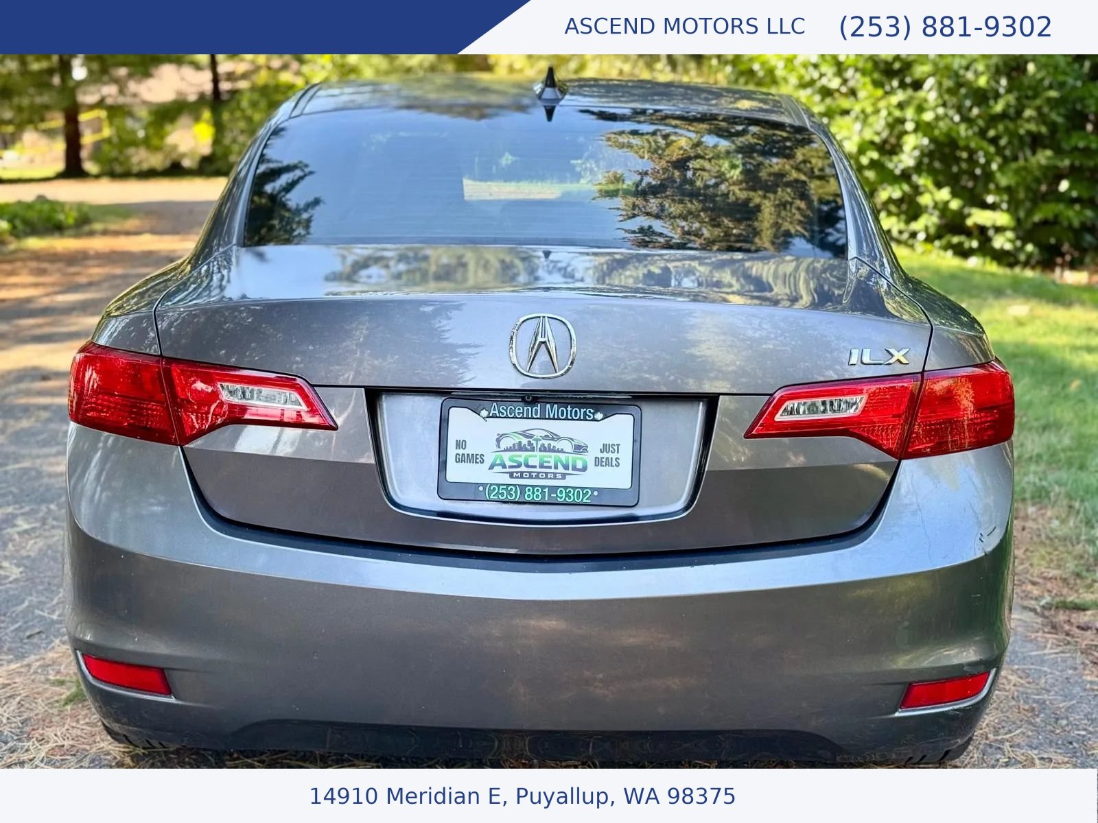 Used 2015 Acura ILX FWD image 4