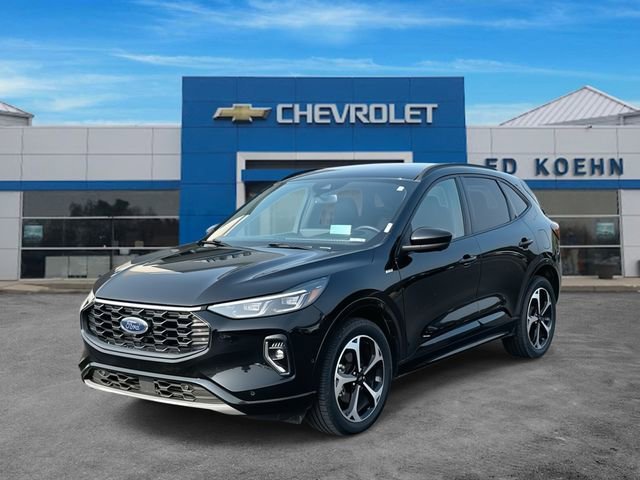 Used 2023 Ford Escape ST-Line Elite w/ Premium Technology Package AWD/4WD image 1